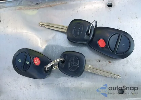 2010 Toyota Highlander Base V6 из США, поврежденный, VIN 5TDBK3EH2AS030487